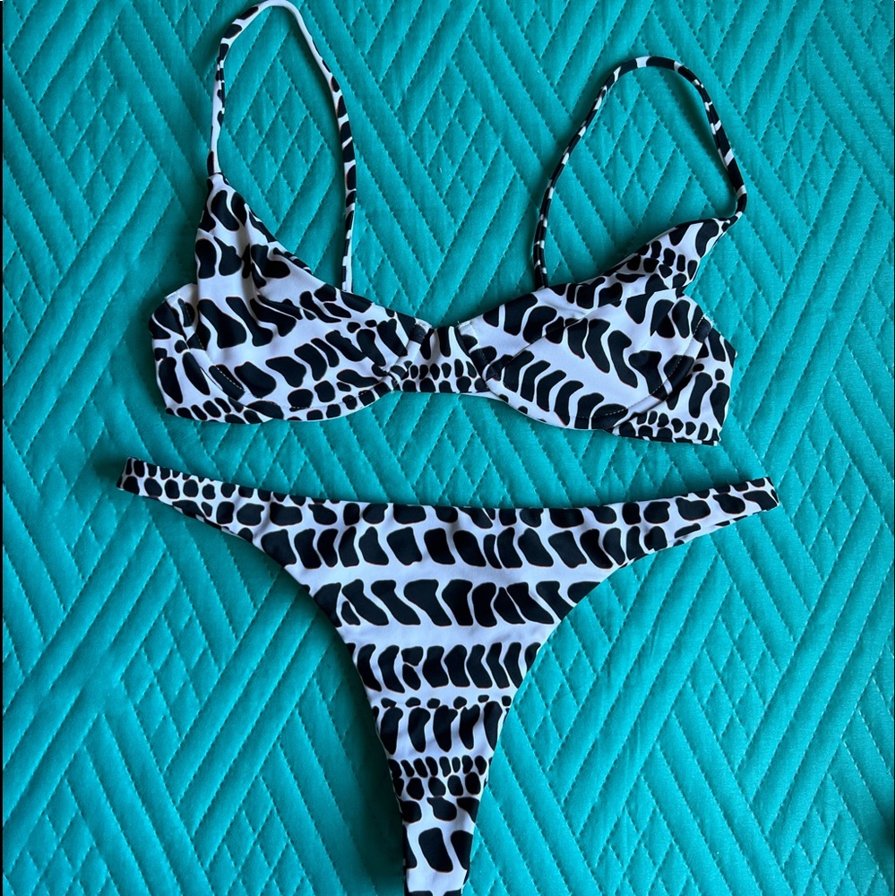 Benoa set